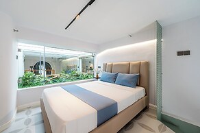 Cozrrum Lux - Sonata Imperial