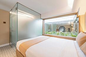 Cozrrum Lux - Sonata Imperial