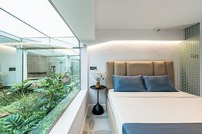 Cozrrum Lux - Sonata Imperial