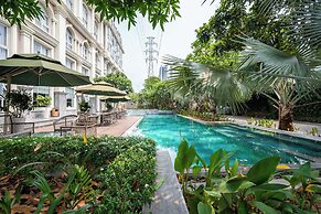 Cozrrum Lux - Sonata Imperial