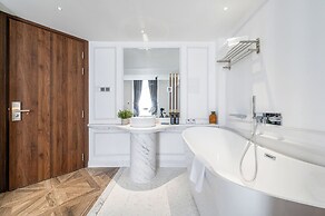 Cozrrum Lux - Sonata Imperial