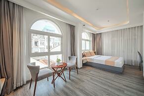 Cozrrum Lux - Sonata Imperial