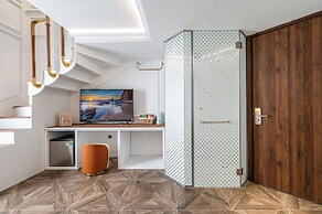 Cozrrum Lux - Sonata Imperial