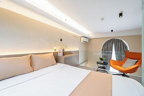 Cozrrum Lux - Sonata Imperial