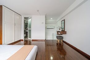 Cozrrum Lux - Sonata Imperial