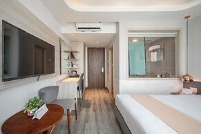 Cozrrum Lux - Sonata Imperial