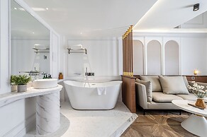 Cozrrum Lux - Sonata Imperial