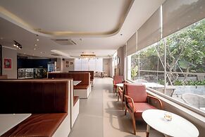 Cozrrum Lux - Sonata Imperial