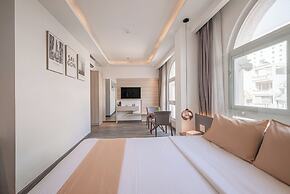 Cozrrum Lux - Sonata Imperial