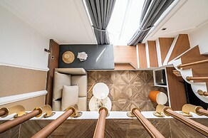 Cozrrum Lux - Sonata Imperial