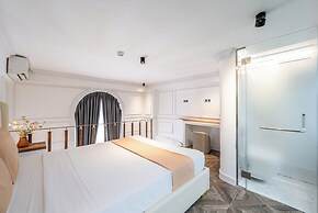 Cozrrum Lux - Sonata Imperial