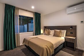 Luxe Suites and Apartments