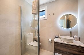 Luxe Suites and Apartments