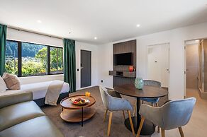 Luxe Suites and Apartments