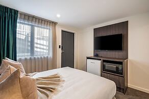 Luxe Suites and Apartments