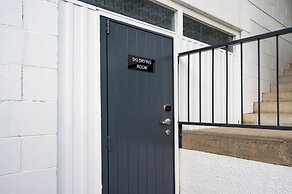 Luxe Suites and Apartments