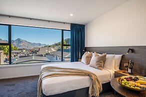 Luxe Suites and Apartments