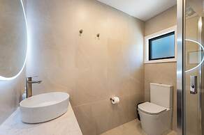 Luxe Suites and Apartments