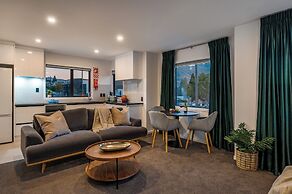 Luxe Suites and Apartments