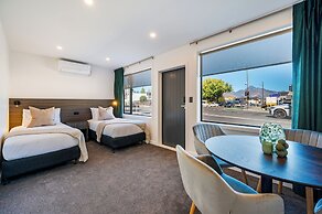 Luxe Suites and Apartments