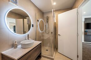 Luxe Suites and Apartments