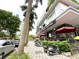 PentStudio West Lake by Emily in Town