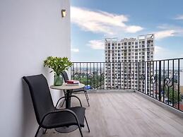 PentStudio West Lake by Emily in Town