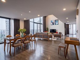 PentStudio West Lake by Emily in Town