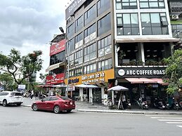 PentStudio West Lake by Emily in Town