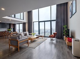 PentStudio West Lake by Emily in Town