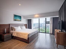 PentStudio West Lake by Emily in Town