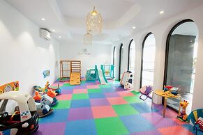 Skyline Tower - Service Apartments