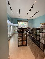 Skyline Tower - Service Apartments