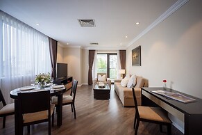 Skyline Tower - Service Apartments