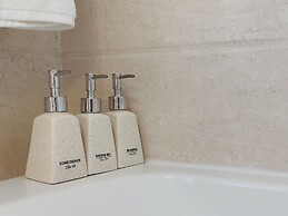 Skyline Tower - Service Apartments