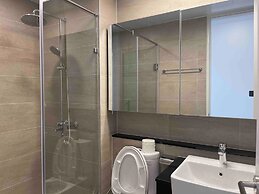 Starlake DAEWOO Apartments by Emily