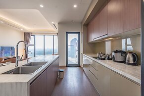 The Matrix One - Luxury free Gym & Pool