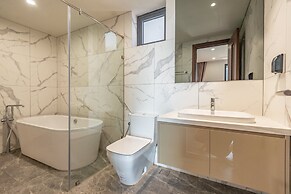 The Matrix One - Luxury free Gym & Pool