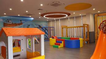 The Matrix One - Luxury free Gym & Pool