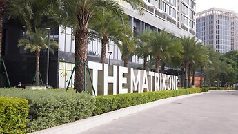 The Matrix One - Luxury free Gym & Pool