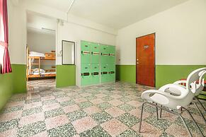 Forever happiness hostel