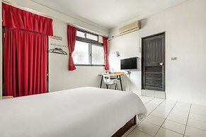 Forever happiness hostel