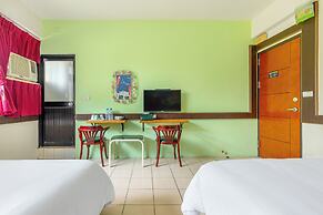 Forever happiness hostel