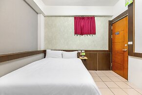 Forever happiness hostel