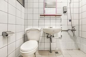 Forever happiness hostel