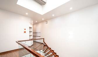 Vinhomes Metropolis by Emily in Town