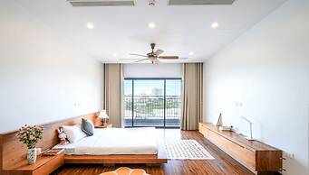 Vinhomes Metropolis by Emily in Town