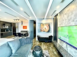 Vinhomes Metropolis by Emily in Town