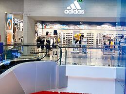 Vinhomes Metropolis by Emily in Town