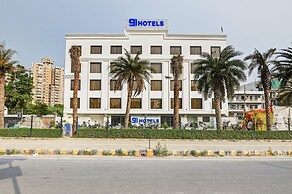 Hotel 91 City Centre Sector 52